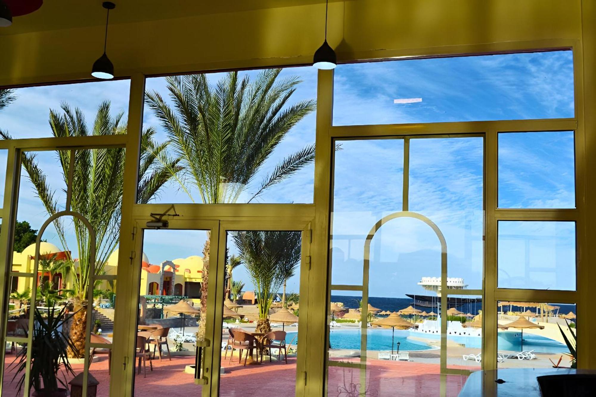 Hostmark Zabargad Beach Resort Abū Ghuşūn 외부 사진