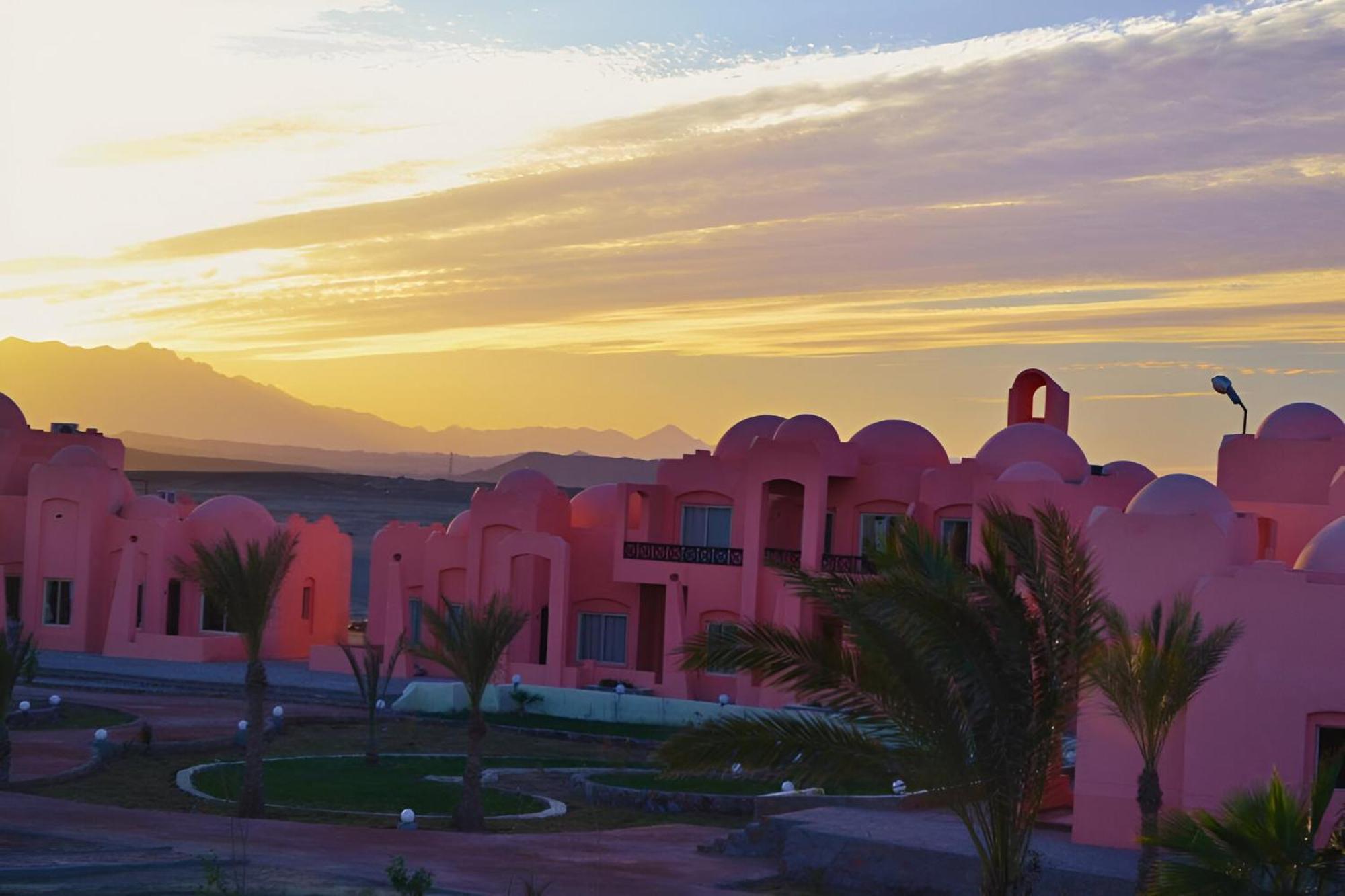 Hostmark Zabargad Beach Resort Abū Ghuşūn 외부 사진